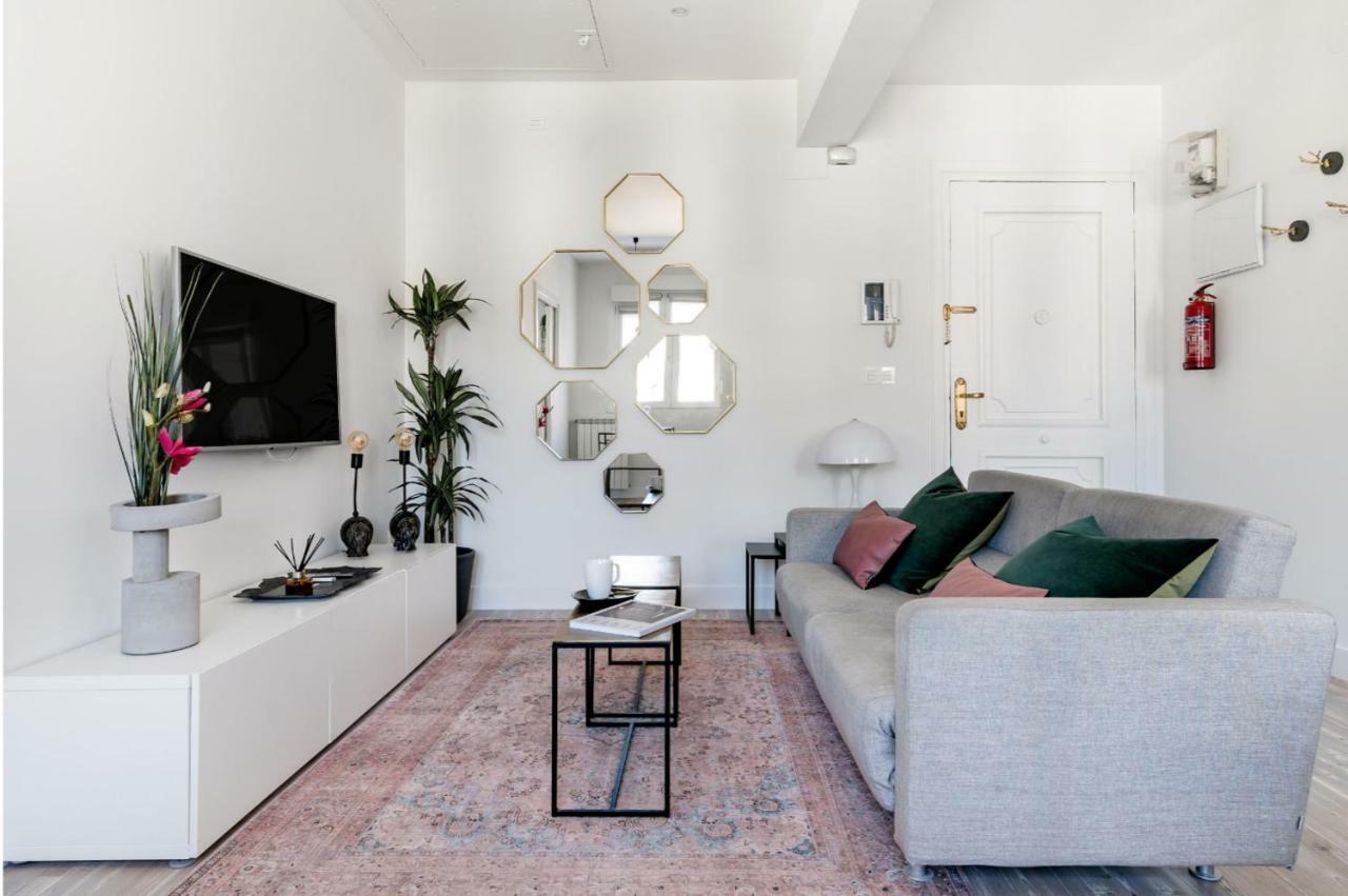 Apartamento Eclectico En El Centro De La Ciudad 산세바스티안 외부 사진
